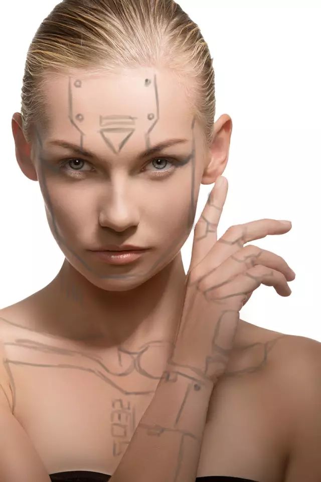 PS教程：如何用PS把照片处理为半机器人效果？
