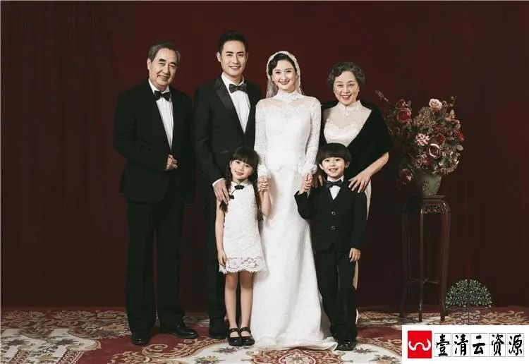 【S1476】【素材】民国风古典全家福亲子样片时尚横版高清影楼摄影JPG格式