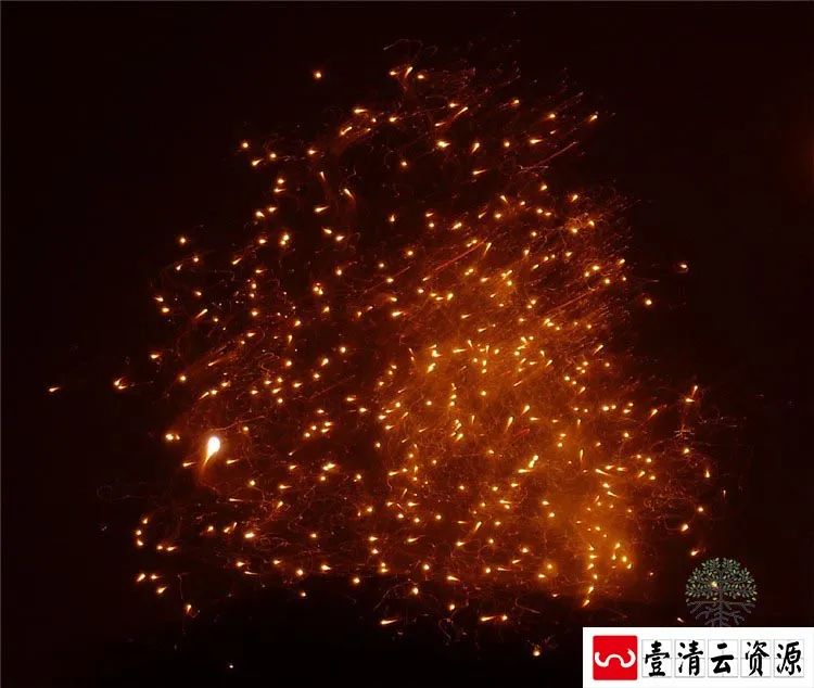 【S1405】【素材】春节烟花设计素材火花笔刷背景PSD分层JPG高清PNG透明免扣新 春节烟花设计素材