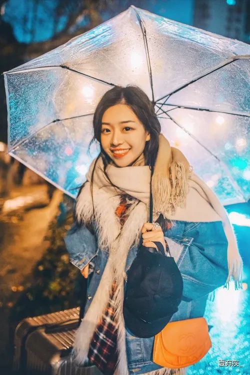 PS教程：调出油画电影夜景色调