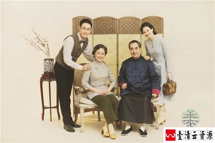 【S1476】【素材】民国风古典全家福亲子样片时尚横版高清影楼摄影JPG格式