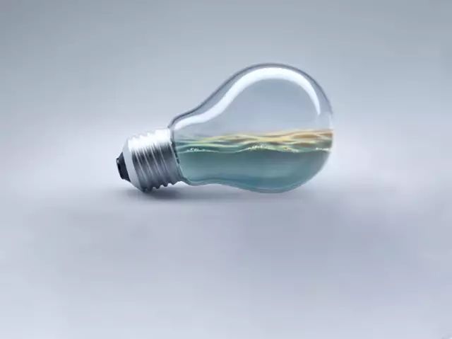 PS教程：合成灯泡中的垂钓者