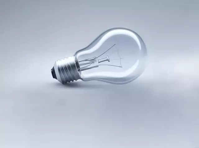 PS教程：合成灯泡中的垂钓者