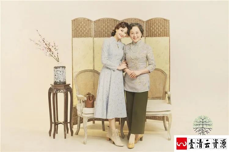 【S1476】【素材】民国风古典全家福亲子样片时尚横版高清影楼摄影JPG格式