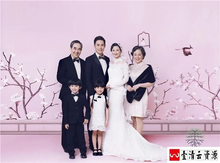 【S1476】【素材】民国风古典全家福亲子样片时尚横版高清影楼摄影JPG格式